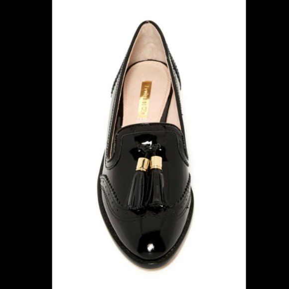Louise Et Cie Patent Leather Classic Tassel Loafer - Picture 3 of 6